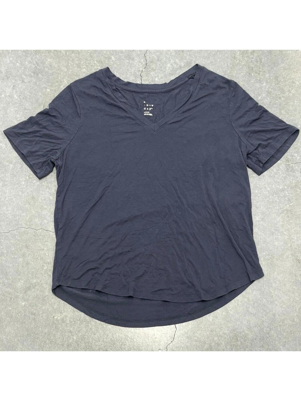 A New Day Plain Navy V Neck T Shirt